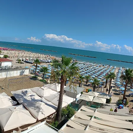 Casa Del Fiordaliso بيت ضيافة سان بنيديتّو ديل ترونتو